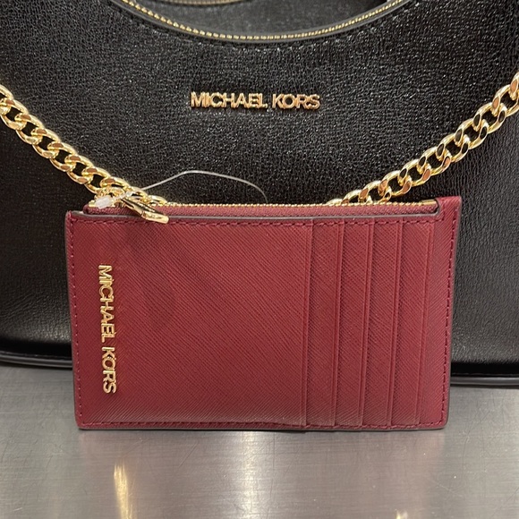 MICHAEL KORS
Jet Set Travel Medium Top Zip Leather Card Case Wallet 
Dark Cherry - Picture 15 of 16